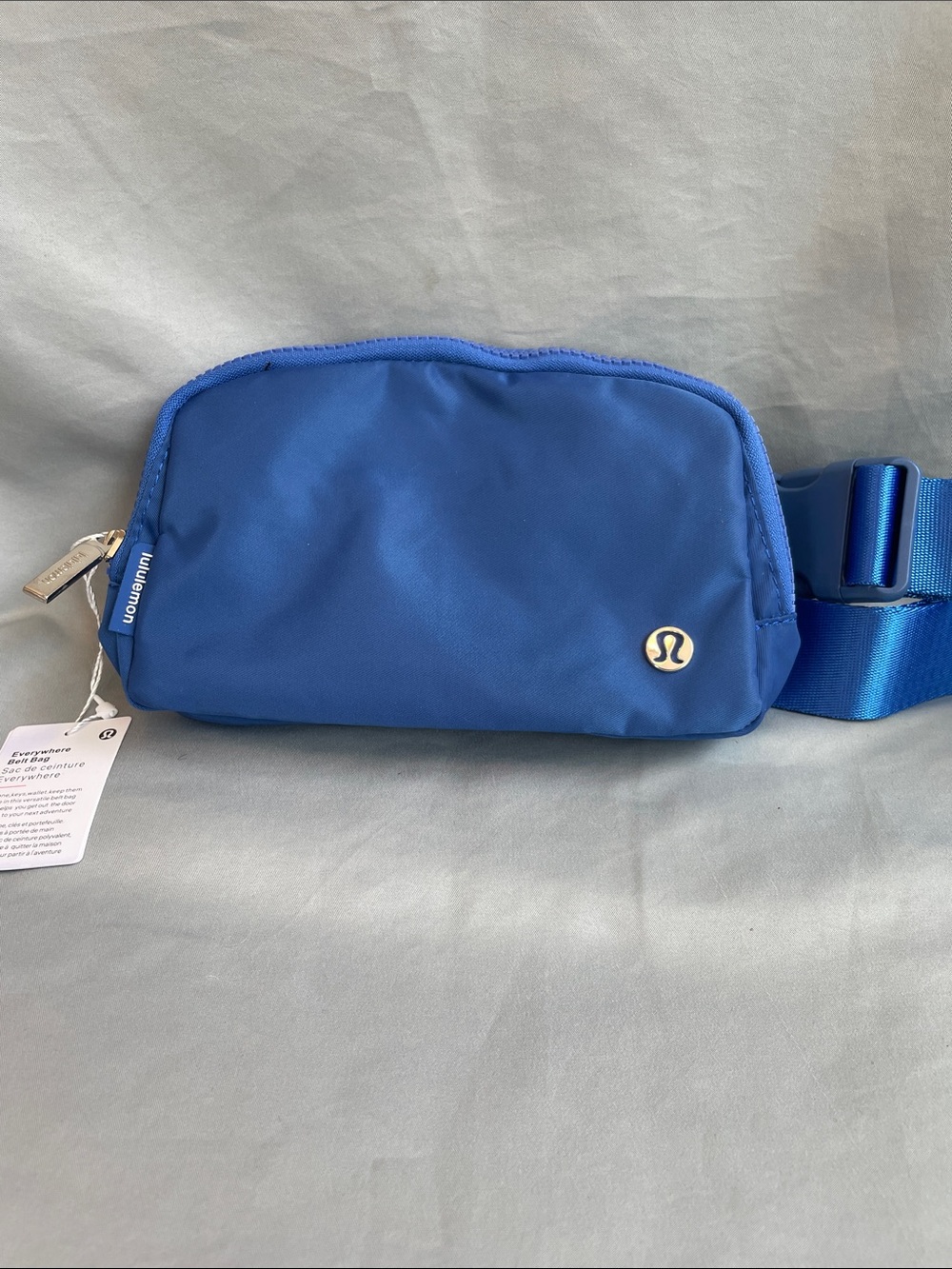 lululemon athletica bright blue Crossbody Sling/belt Bag  new with tag 🆕